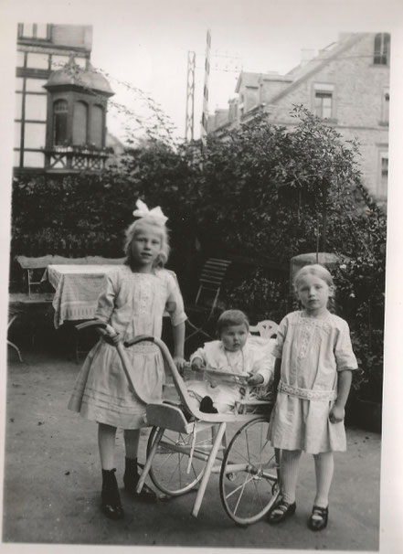 Irmgard, Sigrid und Ingeborg 1914