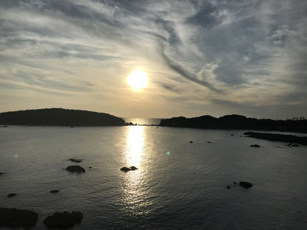 夕陽と海と江須崎
