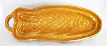 alte Kohrener Keramik Fischform