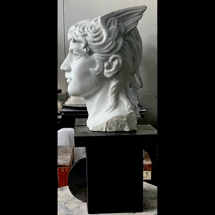 Theseus – Carrara marble, 28 × 25 × 20 cm
