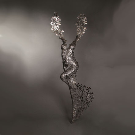 Nimrod Messeg sculptures
