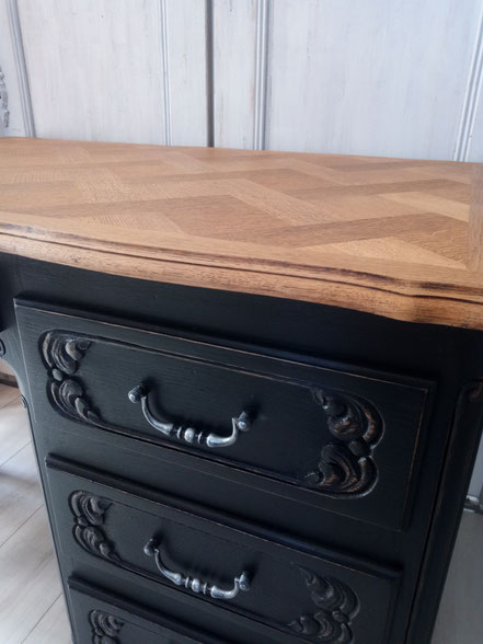 relooking de meubles restauration le mans sarthe bureau louis xv noir patiné bois naturel pochoir antiquités
