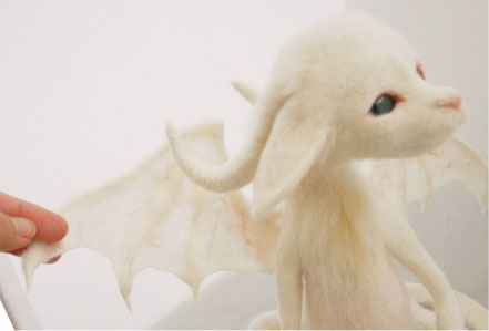 羊毛フェルト リアル ドラゴン 翼
