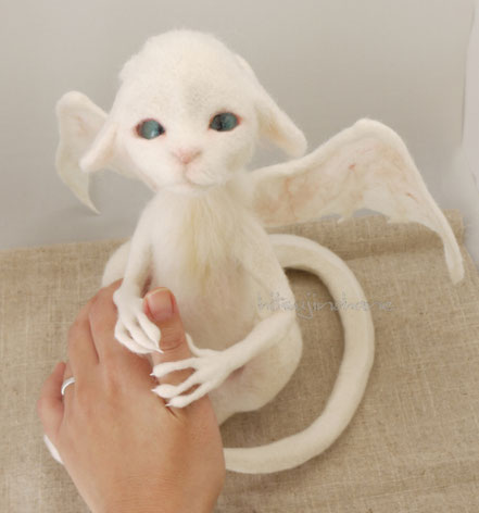 羊毛フェルト リアル ドラゴン ひつじのはね