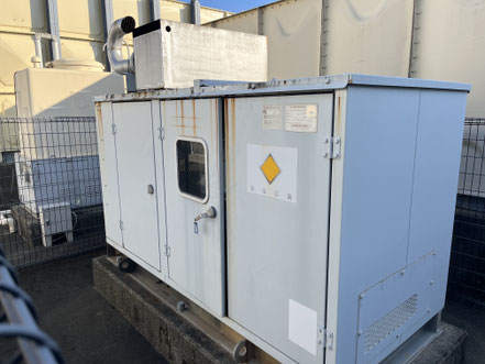 大型商業施設　佐賀県鳥栖市　非常用発電機の擬似負荷試験　施工事例