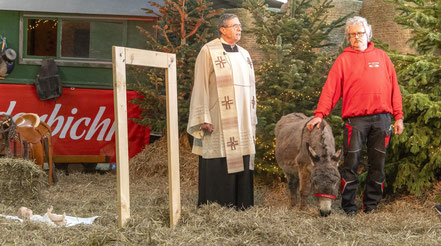 Weihnachtssegen auf der Ballermann Ranch in Niedersachsen bei Annette u. Andre Engelhardt