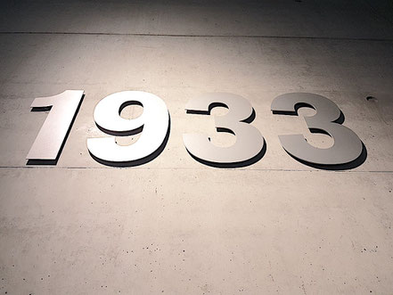 Deze excursie met Nederlandse gids gaat vooral over de periode 1933 tot 1945, de periode van het Derde Rijk