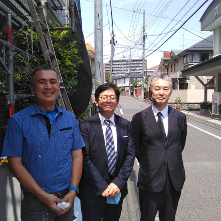 関西ペイント(株)寺岡常務と関西ペイント販売(株)高多社長と共に