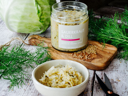 Sauekraut | hot raw sauerkraut SAUER MACHT GLÜCKLICH | fermentierte Lebensmittel - von Hand hergestellt und nach Hause geliefert. Vegan. Roh. Glutenfrei. Natürlich. Gesund. Lecker.