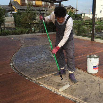 スタンプコンクリートとは？費用、種類、耐久性などメリットと