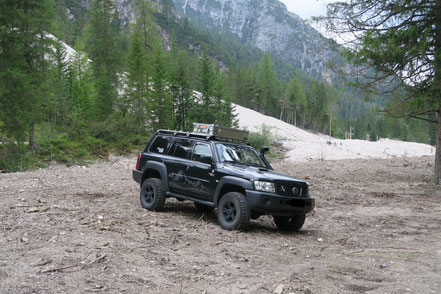 Großer schwarzer Wagen, Dolomiten