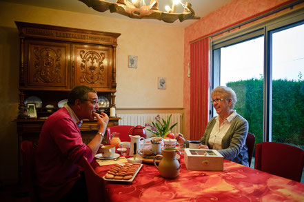 un petit déjeuner aux chambres d'hôtes à Levergies