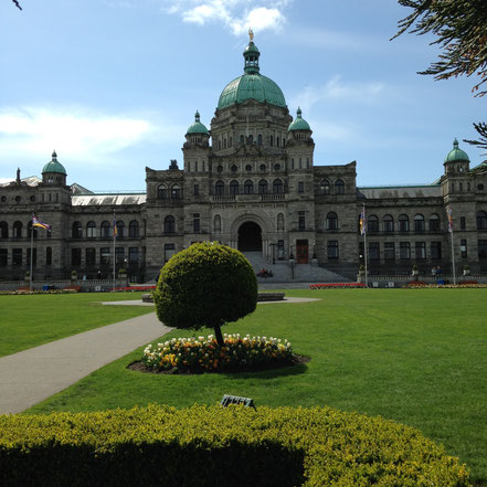 April brought a trip to the capital - Victoria, BC - and that was definitely a joy.