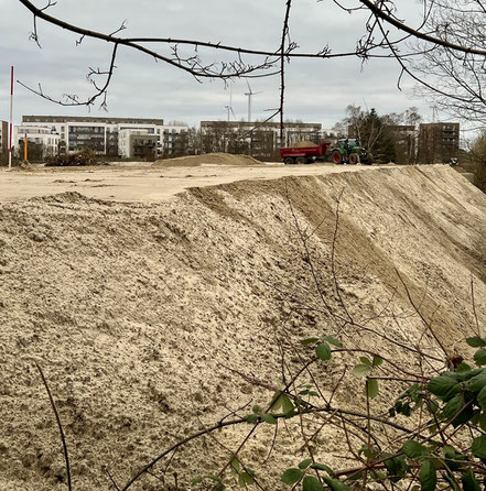 Sandaufschüttung Quartier Weidenbaumsweg (Bergedorf, 2024)