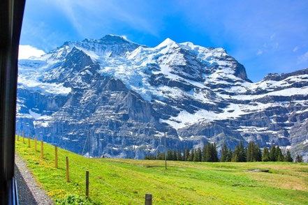 スイスアルプスの山々