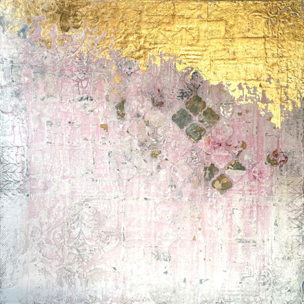 © Conni Altmann, Abstraktes Gemälde "Just beneath the surface", Mixed Media mit Schlagmetall gold auf Sperrholz, ca. 80 x 80 x 2 cm, www.ateliertantetrulla.de