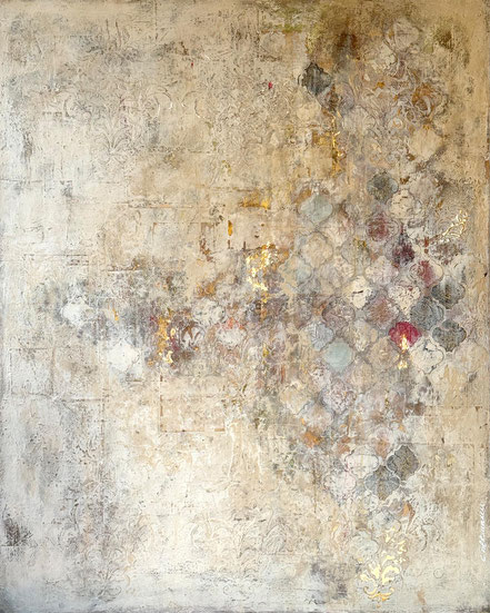 © Conni Altmann, Abstraktes Gemälde "Rather quiet", Mixed Media mit etwas Schlagmetall gold auf Sperrholz, ca. 80 x 100 x 2 cm, www.ateliertantetrulla.de