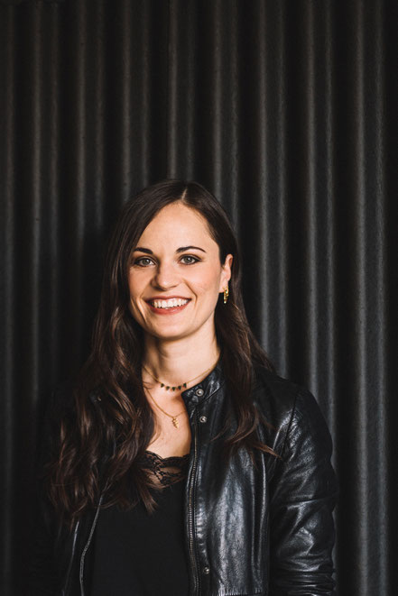 Friederike Kastl, die Gründerin und das Gesicht des kleinen Schmuck-Labels Majuki