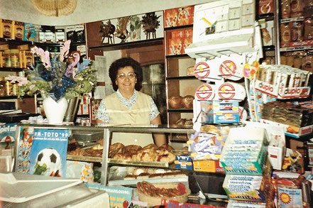 Inge's Kramerladl, Einkaufen in Oberschneiding, Schifferl, Bäcker in Oberschneiding, Lebensmittel in Oberschneiding, Geschenke in Oberschneiding kaufen, Dorfladen, Kramerladen, Tante-Emma-Laden in Oberschneiding