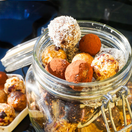 Gesunde Brotzeit: Energy Balls Rezepte