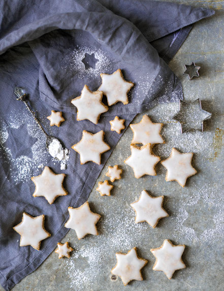 vegan cinnamon star cookies