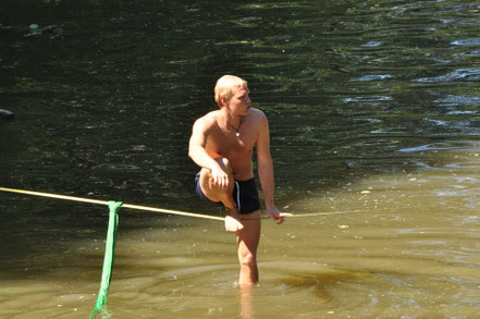 Waterlining - Slackliner Halle e.V.