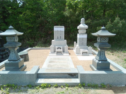 ちいさい 五輪塔 岡山県万成石 供養塔 和風 オブジェ ペット供養墓