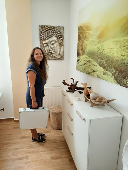 Gern vereinbare ich mit Ihnen einen individuellen Termin in Grimma. Ihre Heilpraktikerin Yvonne Geistert