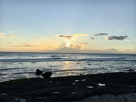 coucher de soleil à Grande Anse - crédit photo Soleil Appart