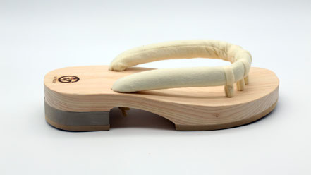 geta,sandals,five-fingers