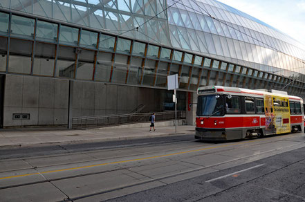 Die Art Gallery of Ontario (AGO) zählt zu den besten und größten Kunstmuseen Nordamerikas! 68000 m² Ausstellungsfläche! 