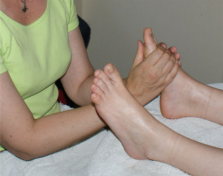 Nos pieds nous "supportent à longueur d'année", remercions les