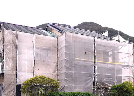 豊前市外壁塗装工事中