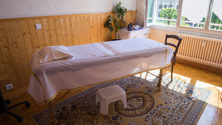 Table de soins énergetiques, reiki