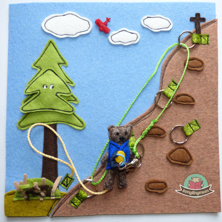 Quiet book Teddy the climber
