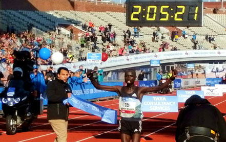Daniel Wanjiru: winnaar van de TCS Amsterdam Marathon 2016