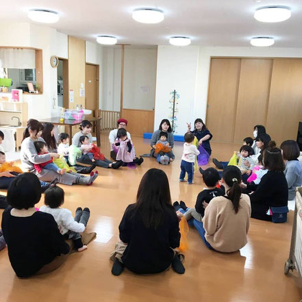 火曜日 ふれあいあそび