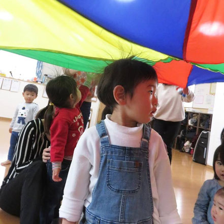 広場プログラムの最後にバルーンをする日も!