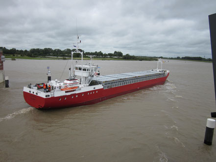 MV CEG Galaxy Lüddeke ReedereiAgentur