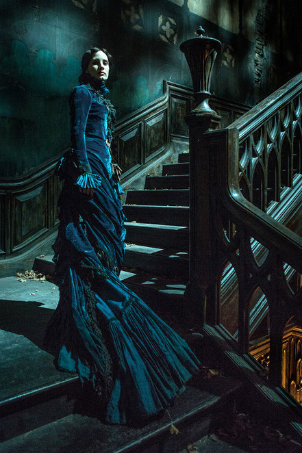 Guillermo Del Toro Crimson Peak Blu-ray DVD - Jessica Chastain - Universal - kulturmaterial - Fan Artikel Gewinnspiel.jpg