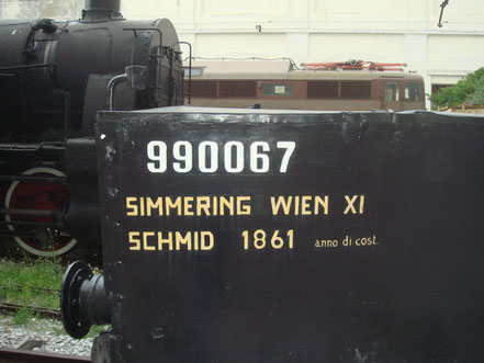 Eisenbahnschneepflug 990067 kkStB im Eisenbahnmuseum in Triest in der Stazione Campo Marzio