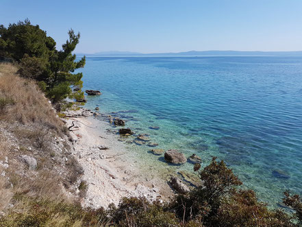 Die schönste FKK Strände an der Makarska Riviera in Baska Voda, schwimmen, sonnen und nackt baden