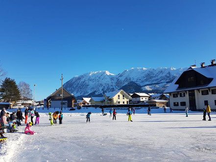 Urlaub in Bad Mitterndorf, Appartements & Ferienwohnung adult only, Eislaufplatz, Skifahren und Langlaufen