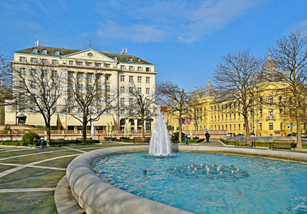 Das Hotel Esplanade in Zagreb, eines der letzten grossen Eisenbahnhotels der Orient Express Ära, 5 Sterne Luxus bis heute