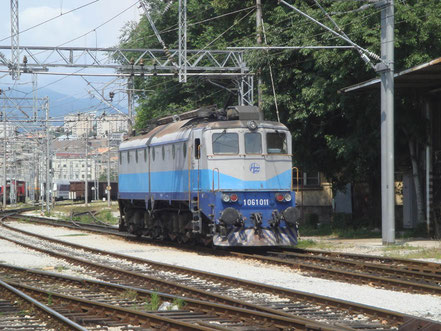 HŽ 1061-011 Rijeka 07.06.2012 © MAG Eisenbahnmagazin
