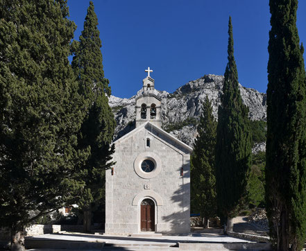 Crkva Sv. Ante, die Kirche des Heiligen Antonius, in Kotišina an der Makarska Riviera, Dalmatien, Kroatien