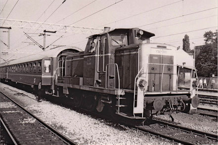 JŽ 734-001 ex DB 260-011 beim Verschub von 2 ÖBB Liegewagen Bcm Zagreb Glavni kolodvor 11.07.1987