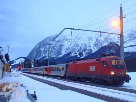1116 199-1 vor Sonderzug zum Skispringen am Kulm in Bad Mitterndorf 09.01.2015 © MAG
