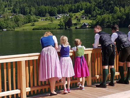 tracht dirndl mode narzissenfest trachtenmode bad mitterndorf salzkammergut ausseerland