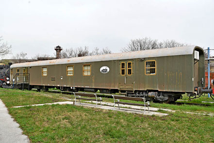 HŽ 82 78 9250 900-7 Postwaggon im Eisenbahnmuseum HŽM Zagreb 